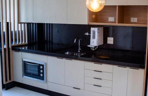 Conforto no coração da Gleba, climatizado, piscina e academia - Foto 13