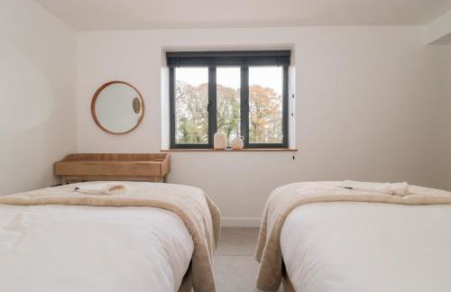 Tilia Barn - Photo 32