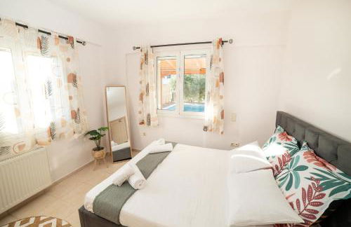 Σπίτι με πισίνα δίπλα στο αεροδρόμιο. - Foto 16