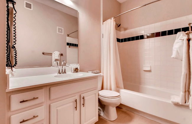 Bluebird Suites in Downtown Providence - Foto 20