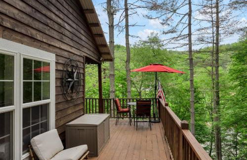 Riverfront Cabin in Crumpler-- Sleeps 6, 30 Mins to West Jefferson - Foto 31