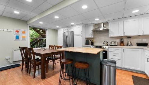 Arbor Hideaway - Brand New! Bring your dog! - Foto 4