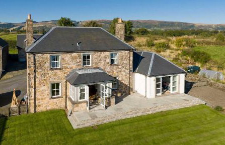 Stunning 4 Bedroom Farmhouse - Foto 38