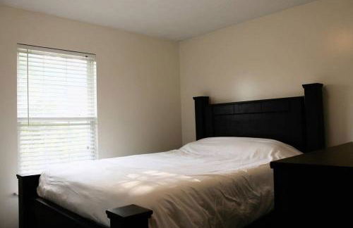 20 mins to Nashville, fenced yard included - Photo 14