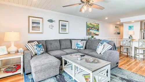 On-The-Beach Escape Oceanfront in Surfside! - Foto 5