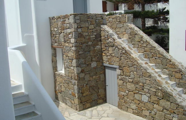 Elena Studios & Suites - Foto 6