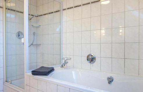 Amazing Apartment In Loxstedt With Wifi - Foto 16