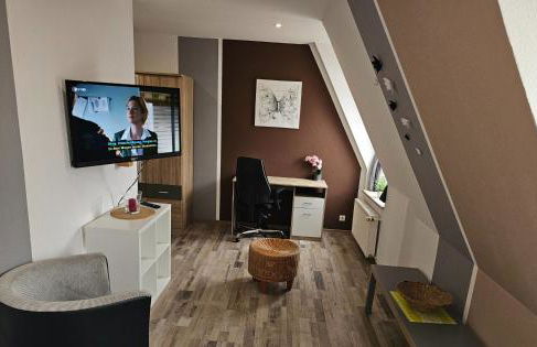 Gemütl Wohnung mit Blick auf den Hafen - Photo 21