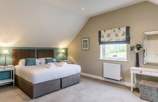 The Townhouses @ Carus Green - Photo 56