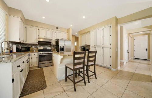 Pool-BBQ-View-Balcony-Fireplace-King-Garage-WD - Foto 33