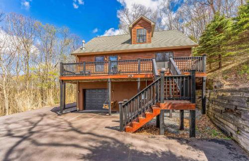 'The Eagles Nest at Alpine' Cabin w/ Fireplace! - Photo 38