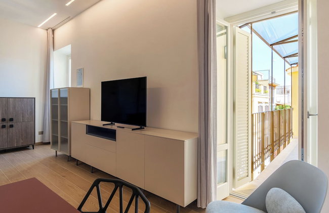 JOIVY Exclusive 2-Bedroom Villa with Private Garden - 5 minutes from the Colosseum - Photo 79