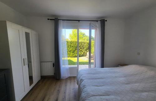 2025 Reno 2-Bed Escape w pool Min to GolfCources - Foto 16