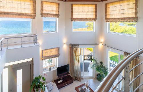Kondarini Sea View Villa, Just 290m from the beach, by ZanteWize - Foto 31