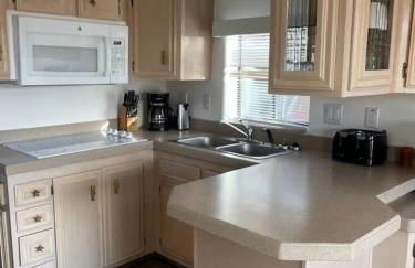 Sand Castle - Ocean Cabin 25 W Private Jacuzzi - Foto 5