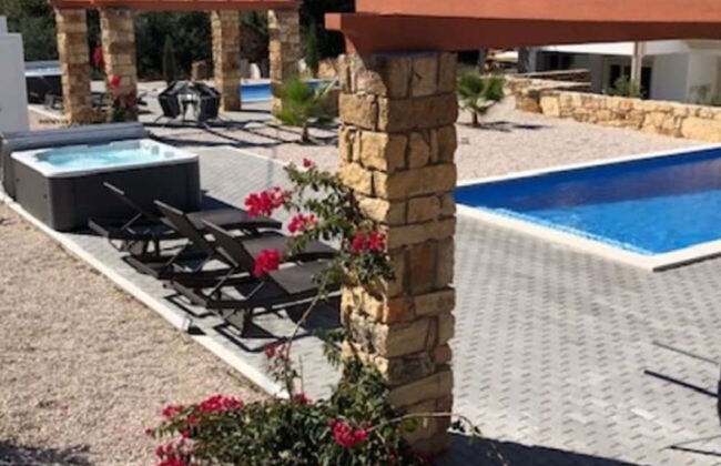 Modern Holiday Home in Lisbon With Private Pool & Jacuzzi! Ncasa Aurélie - Foto 23