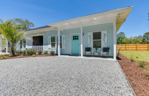 Charming Ocean Isle Beach Home about 1 Mi to Beach! - Foto 1