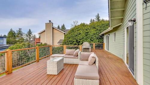 Walk to Lake Padden Bellingham Home with Deck - Foto 2