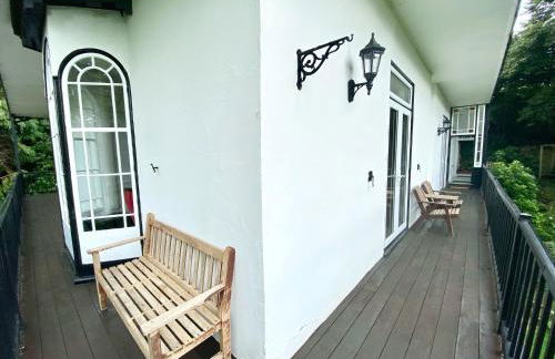 2 Claremont - Photo 42