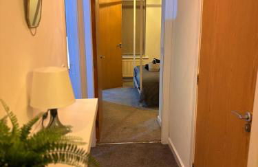 2 bedroom 2 bathroom ground floor apartment in central location - Foto 10