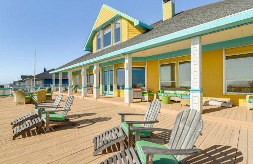 Beachfront Group Getaway on Bolivar Peninsula - Foto 1