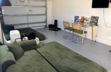 Peaceful retreat with a pool 15 min away beach - Foto 46