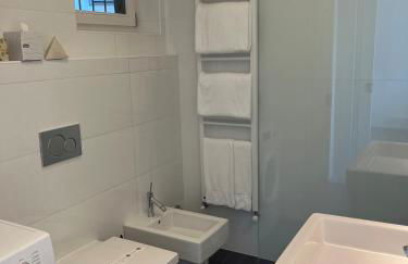 Serviced Apartments by Hotel de Charme Laveno - Foto 8