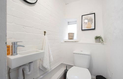 Unicorn House Hot Tub Near Barnard Castle - Photo 43