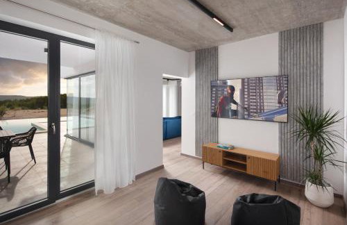 Villa KM 5 Bedroom with pool and garden - Foto 19