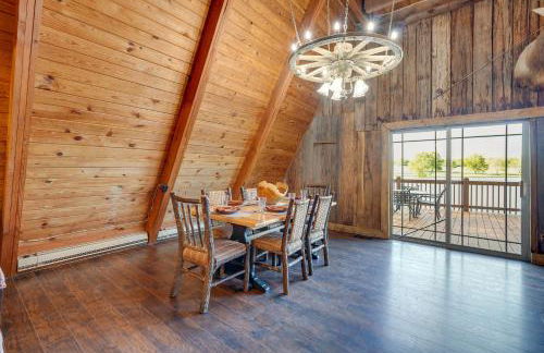 Lakefront A-Frame Cabin with Community Perks - Foto 12