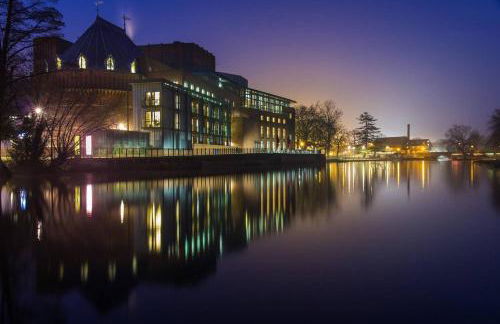 CC - Central Location Top Floor 2 Bed Deluxe Modern Apartment - Foto 25