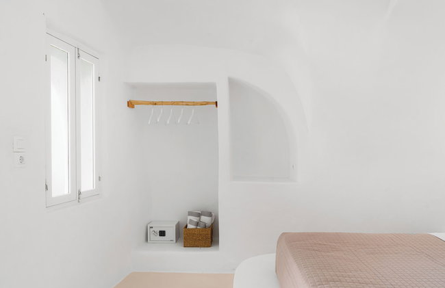 Nano Oia Villas - Photo 95