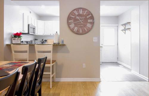 The Gray House by Gallaudet 4 BR 3 BA - Foto 3