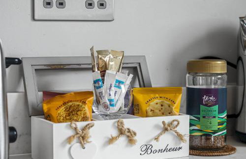 Modern 1 bedroom Apartment with views on West London - Pass the Keys - Foto 7