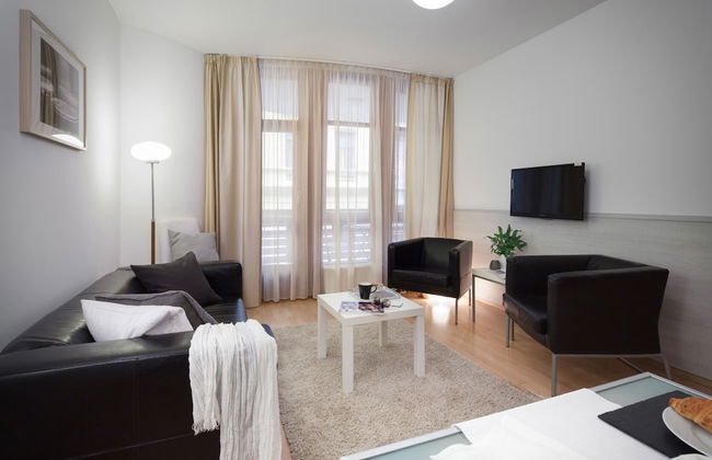 Lord Residence - Photo 31