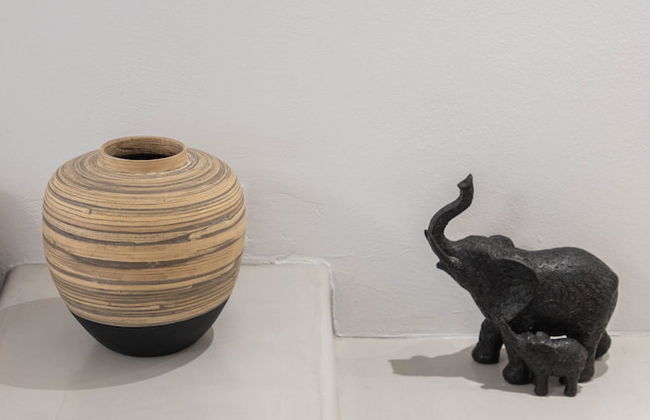 Pebble Luxury Suite by the Sea - Photo 27