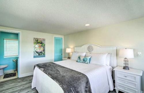 Tropical Waterfront Home Central Location! - Foto 21