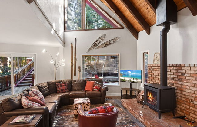 Modern Rustic Retreat - Photo 1