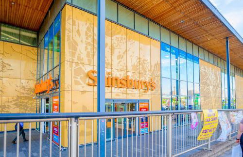 Luxury 3-Bedrooms House With Parking - Foto 20