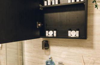 Forest View- Oasis Mural -Didsbury Zen Sleeps 10 - Photo 28