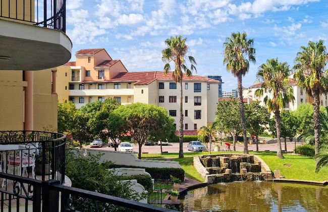 The Island Club by Smart City Stays - Photo 43