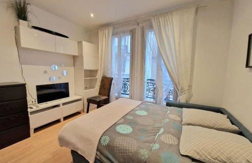 A deux pas de l'Arc de Triomphe Studio tout équipé - Foto 13