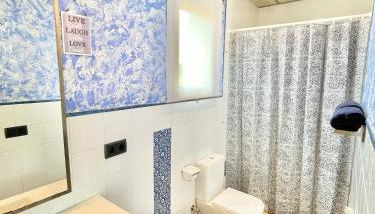 Villa Only Adults 2 Pax · Piscina Privada · A/C · WIFI · BBQ - Foto 2, Shower
