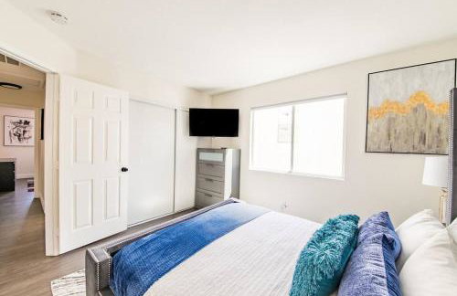 Gorgeous home away from home 3 bed 3 bath W/ pool - Foto 36