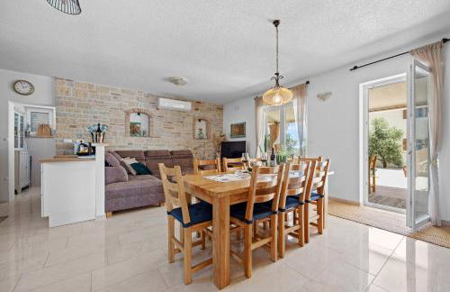 Villa Javor near Pula only 1 km from the beach with sea view and heated pool - Foto 19