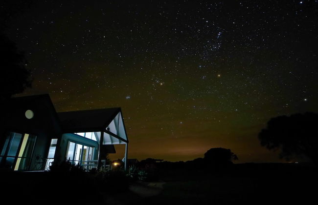 Bear Gully Coastal Cottages - Photo 10