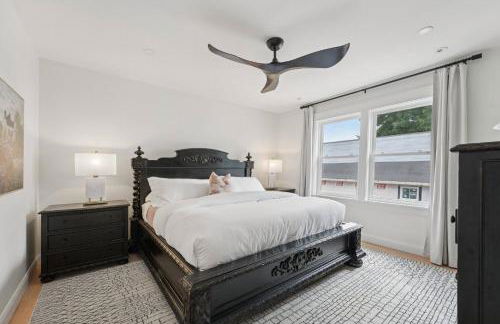 NEW! Heritage Retreat in the heart of Stillwater - Foto 26