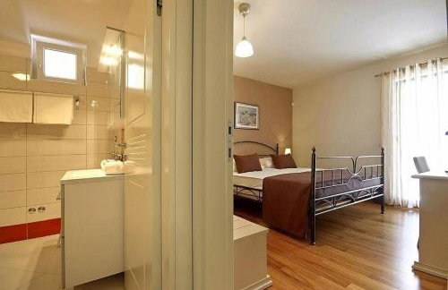 Einzigartige Villa mit Salzwasserpool, Panoramablick, Bikes, Trampolin, Tischtennis - Foto 16