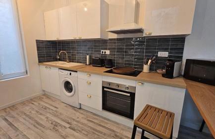 Le Montmorency 56, déco rénové, proximité centre Climatisation - Photo 5