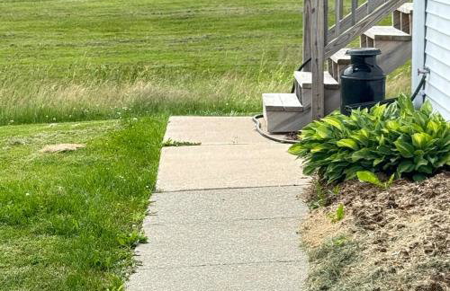 Private 2 Bedroom Lofted Garage Getaway - Foto 5